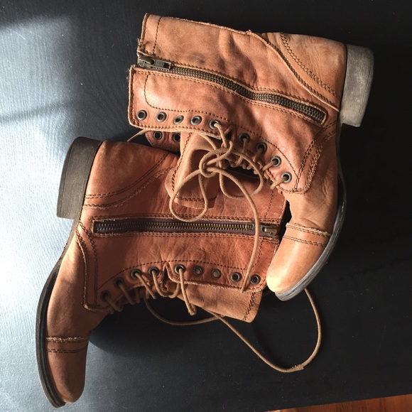 Steve Madden distressed Troopa boots, size 6.0 - Picture 4 of 8